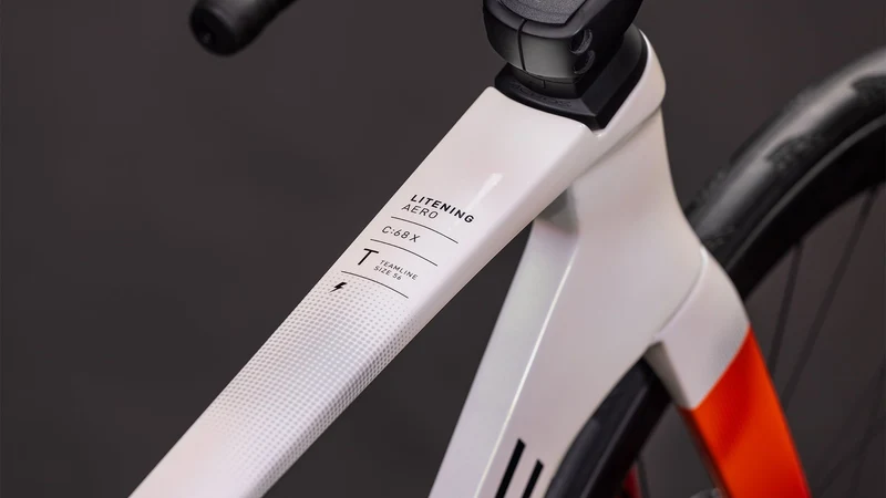 Cube Litening Aero C:68X Race Rennrad Diamant 28" teamline