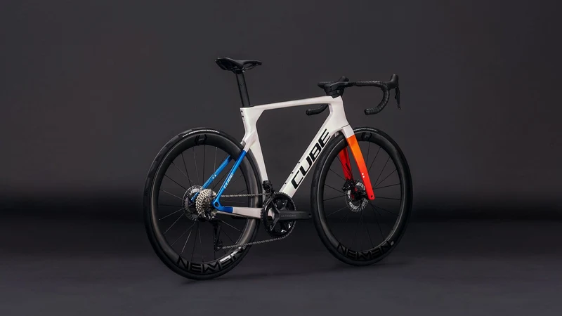 Cube Litening Aero C:68X Race Rennrad Diamant 28" teamline