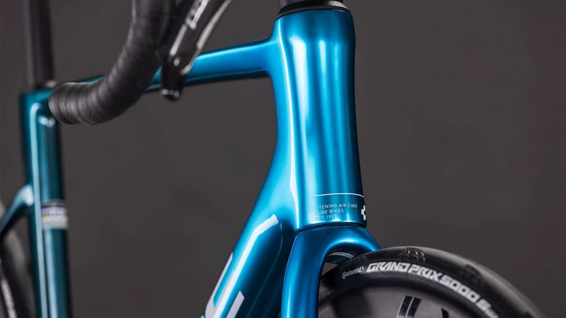 Cube Litening Air C:68X SLX Rennrad Diamant 28" chromeblue´n´ liquidblue
