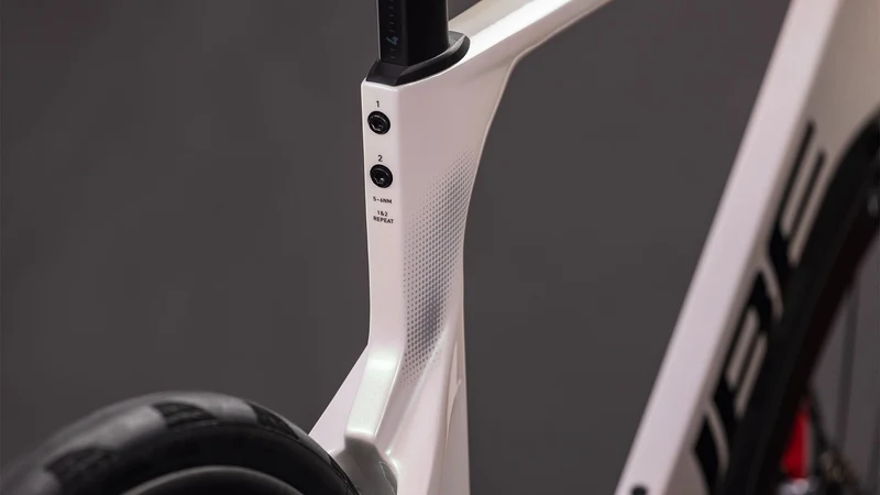Cube Litening Aero C:68X SLT Rennrad Diamant 28" teamline