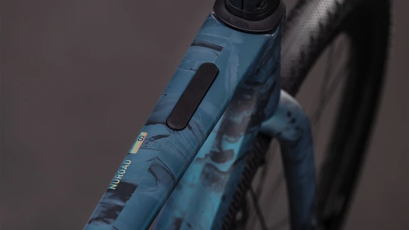 Cube Nuroad C:62 SLT Gravelbike Diamant 28" royalgreen´n´fume