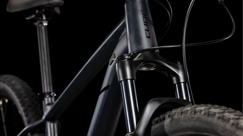 Cube Attention SLX MTB-Hardtail Diamant blackmetal´n´black