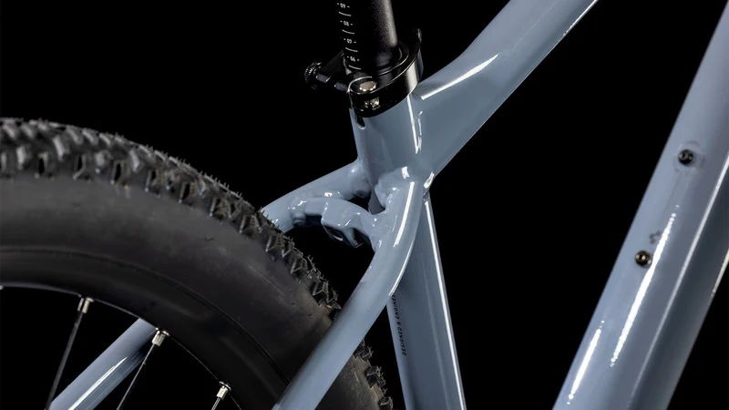 Cube Reaction Pro MTB-Hardtail Diamant smoke´n´black