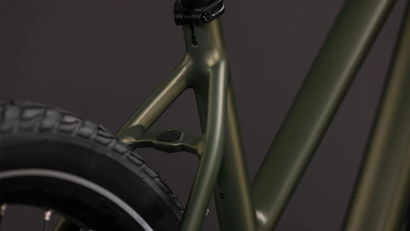Cube Editor One Cityrad Trapeze 28" reedgreen´n´black