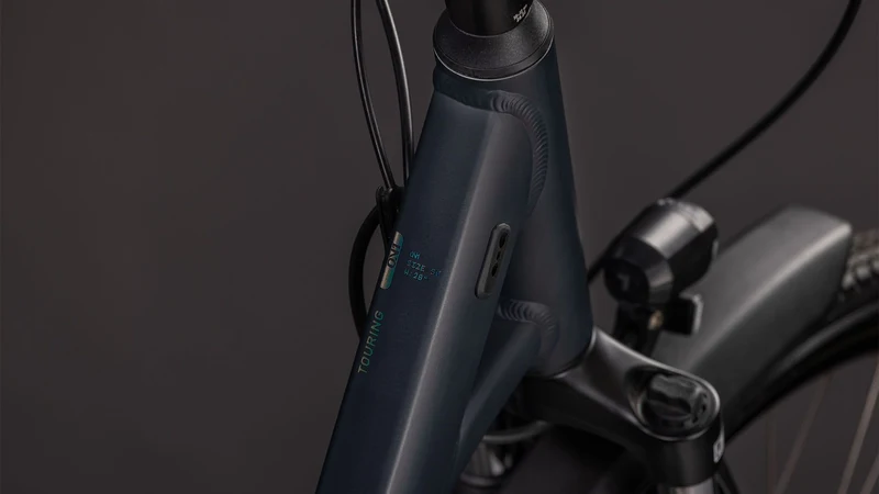 Cube Touring One Trekkingrad Easy Entry 28" night´n´chrome