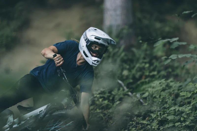 Abus HiDrop MTB-Helm midnight blue