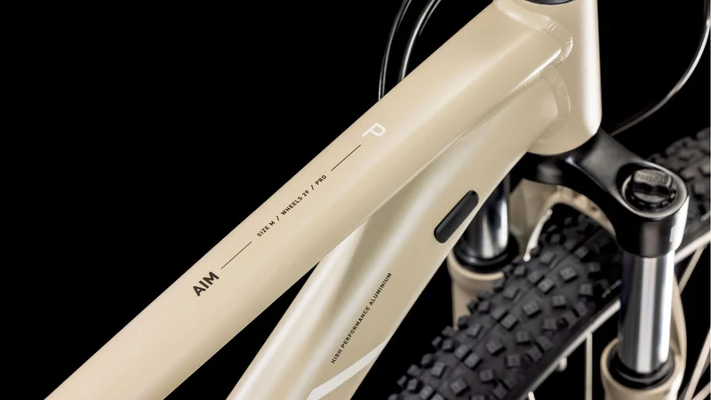 Cube Aim Pro MTB-Hardtail Diamant linen´n´bronze