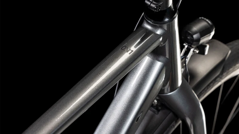 Cube Hyde One FE Cityrad Diamant 28" graphite´n´black