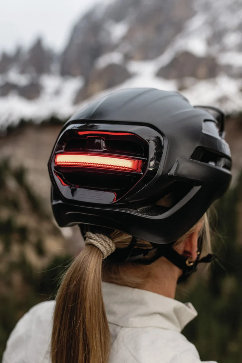 Abus Taipan LED Rennrad-Helm shiny white