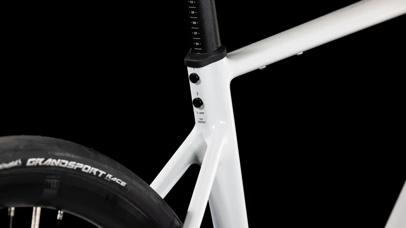 Cube Attain SLX Rennrad Diamant 28" cotton´n´grey