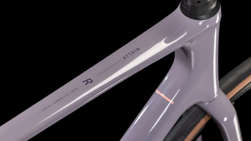 Cube Attain C:62 Race Rennrad Diamant 28" plumgrey´n´brink