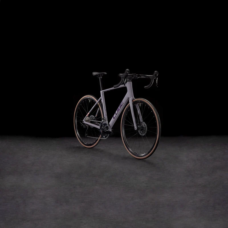 Cube Attain C:62 Race Rennrad Diamant 28" plumgrey´n´brink