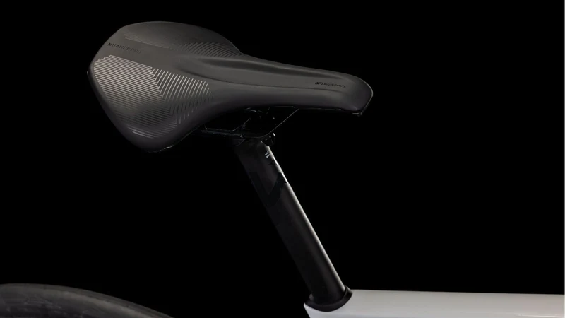 Cube Attain C:62 SLX Rennrad Diamant 28" cotton´n´black