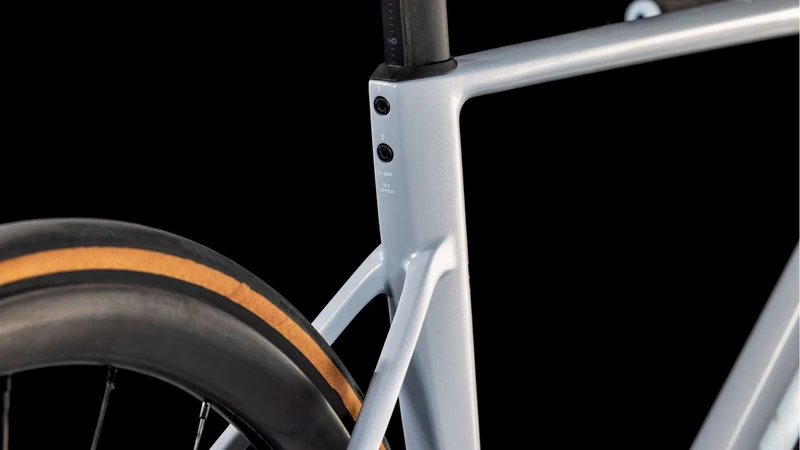 Cube Litening Air C:68X Pro Rennrad Diamant 28" foggrey´n´white