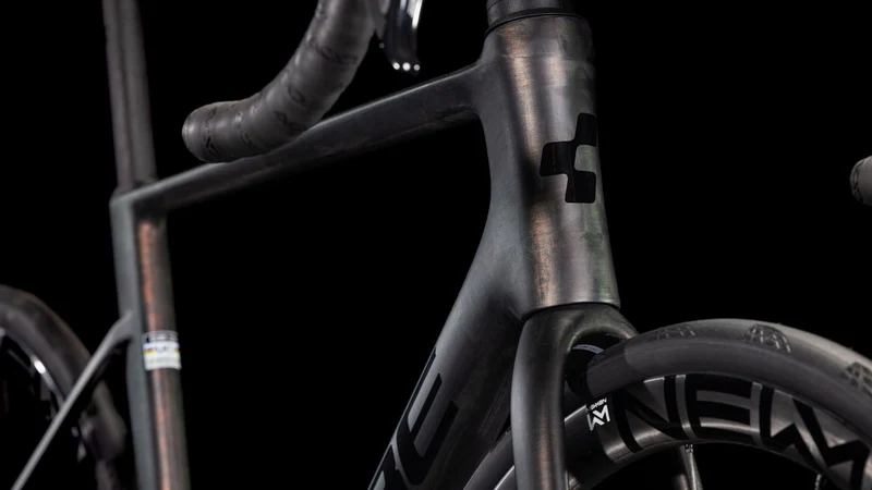 Cube Litening Air C:68X SLT Rennrad Diamant 28" liquidlava´n´black