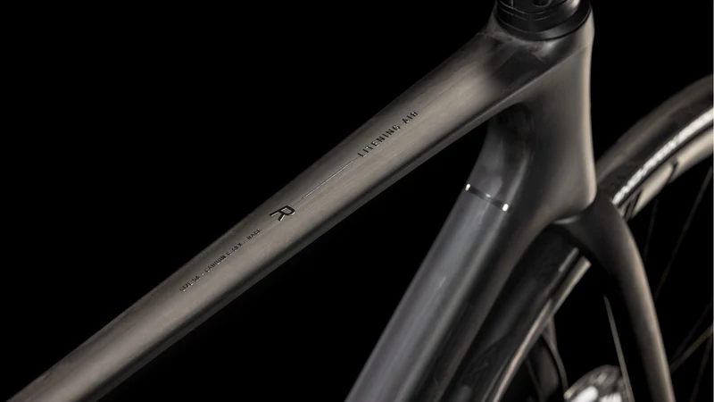 Cube Litening Air C:68X Race Rennrad Diamant 28" blackline