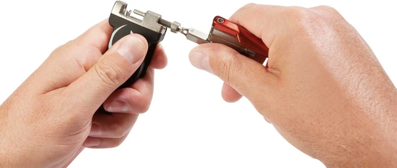RFR Multi Tool 19 red