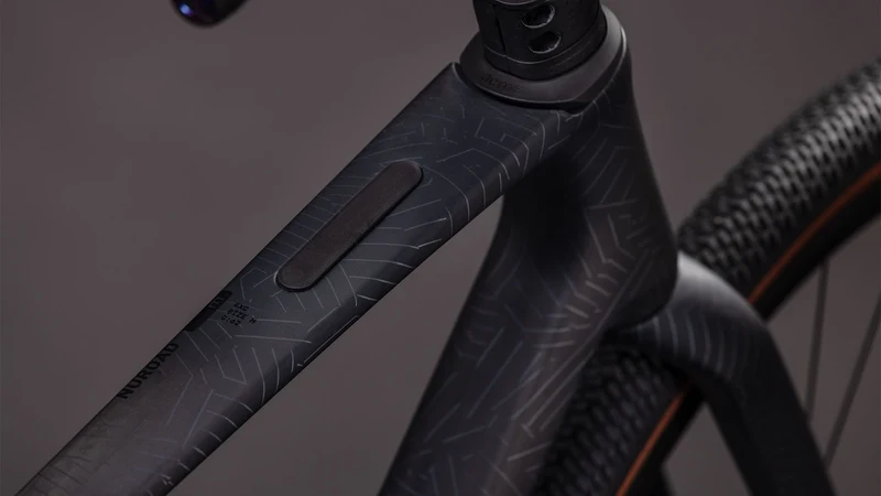 Cube Nuroad C:62 EXC Gravelbike Diamant 28" carbon´n´crisscross