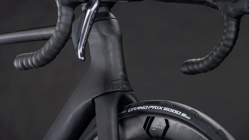 Cube Litening Aero C:68X Race Rennrad Diamant 28" blackline