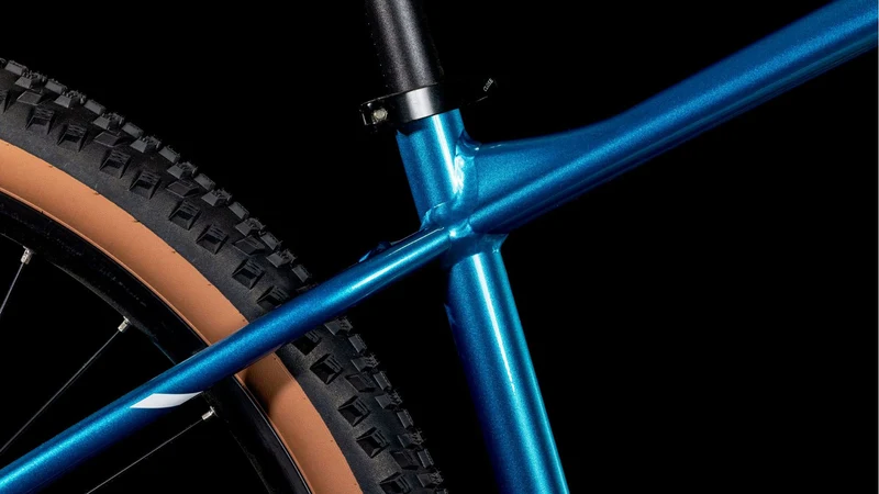 Cube Attention Pro MTB-Hardtail Diamant metallicteal´n´white