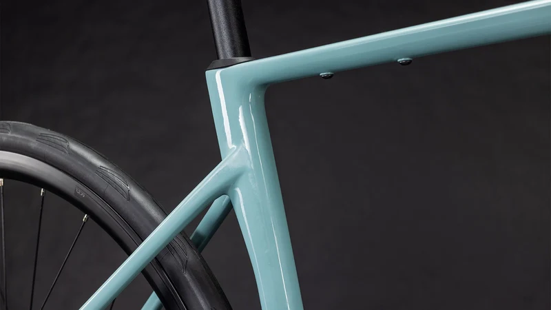 Cube Attain C:62 Race Rennrad Diamant 28" skylightblue´n´cyan
