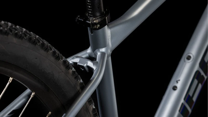 Cube Aim Race MTB-Hardtail Diamant slategrey´n´rainbowblack