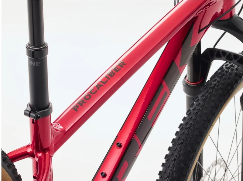 Trek Procaliber 8 MTB-Hardtail Diamant 29" fury red
