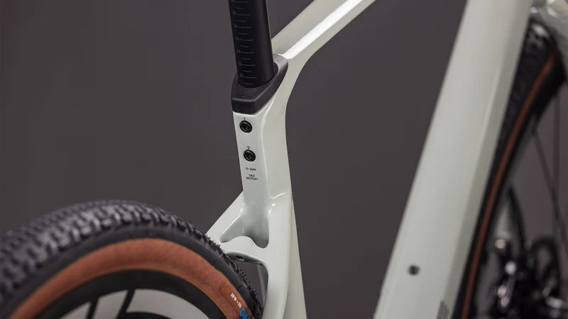 Cube Nuroad C:62 SLX Gravelbike Diamant 28" reedbeige´n´chrome
