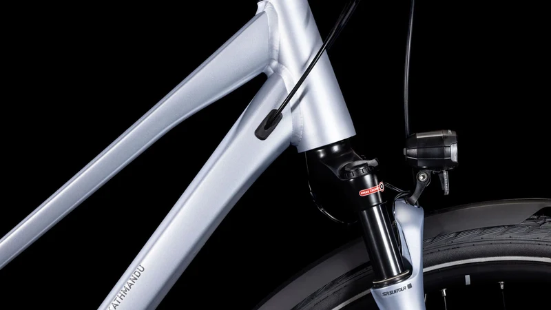 Cube Kathmandu Pro Trekkingrad Trapeze 28" silverblue´n´grey
