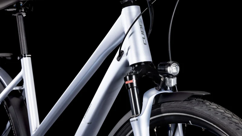 Cube Kathmandu Pro Trekkingrad Trapeze 28" silverblue´n´grey