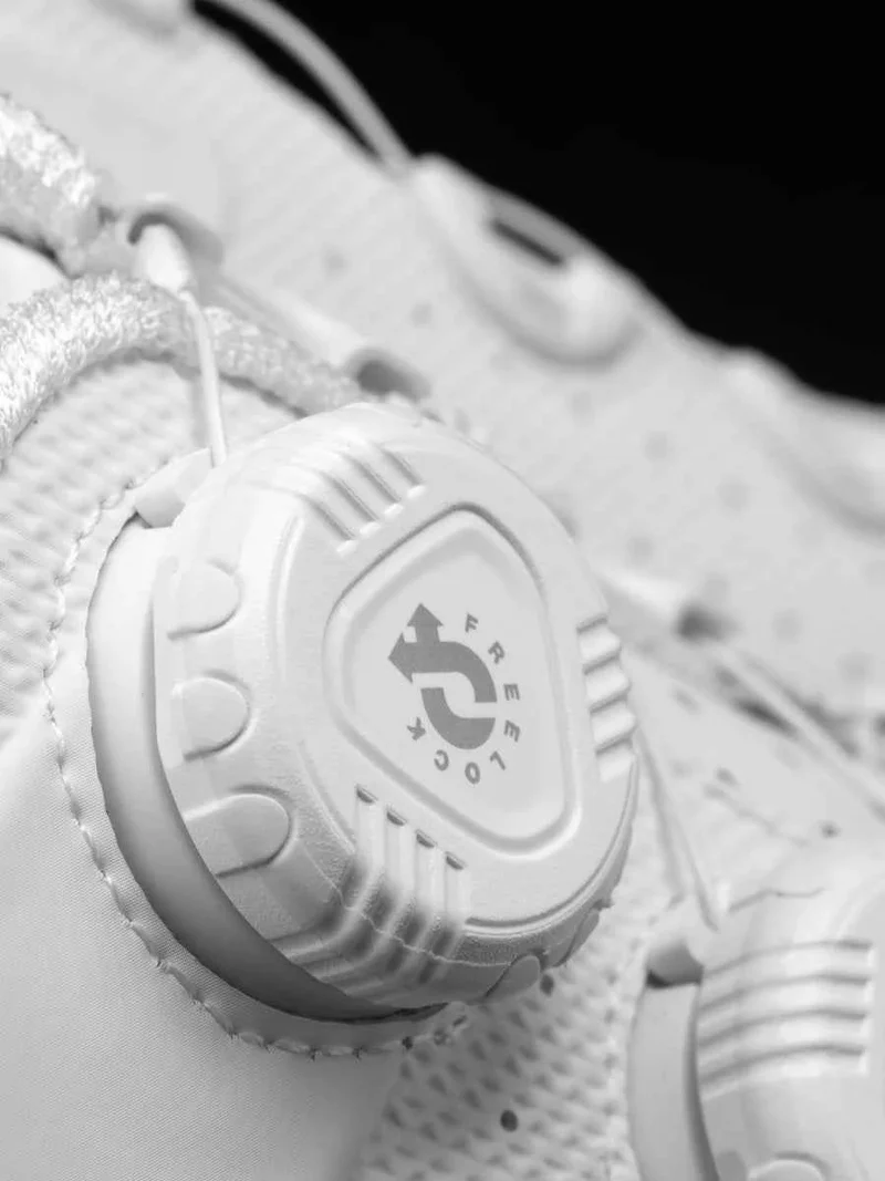 Yik Carbon Fiber Cycling Cleat Shoes - White