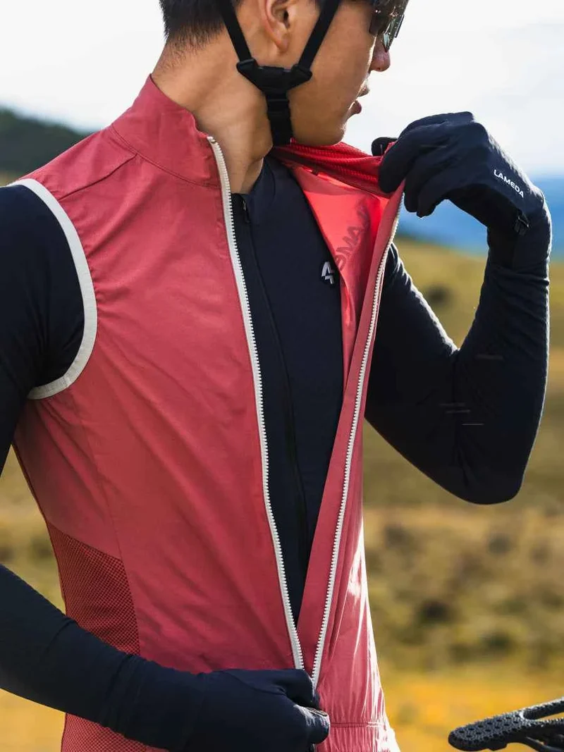 Pulse Men's Vest - Red