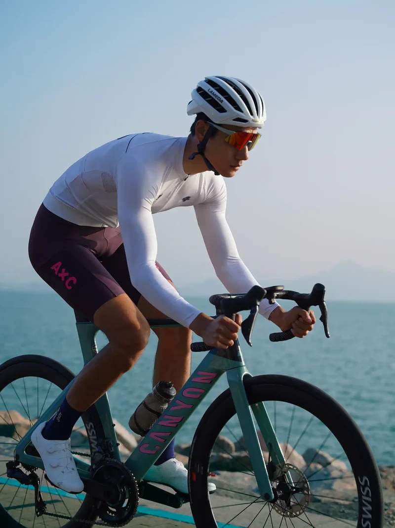 Heart Feather Men Bib Shorts - Purple