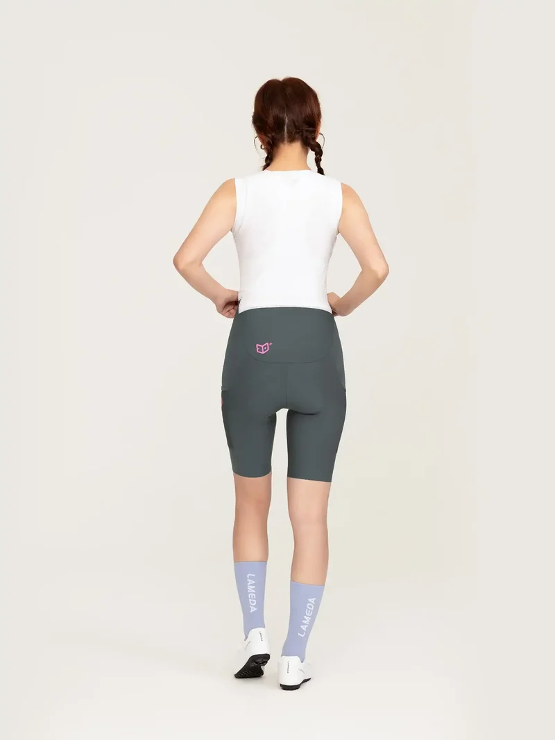 Heart Feather Women Bib Shorts - Deep Gray